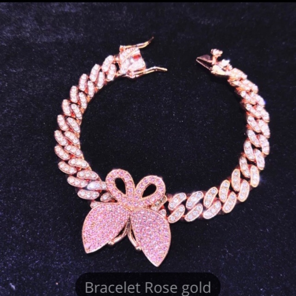 Pink Rhinestone Butterfly Bracelet. - Picture 7 of 7